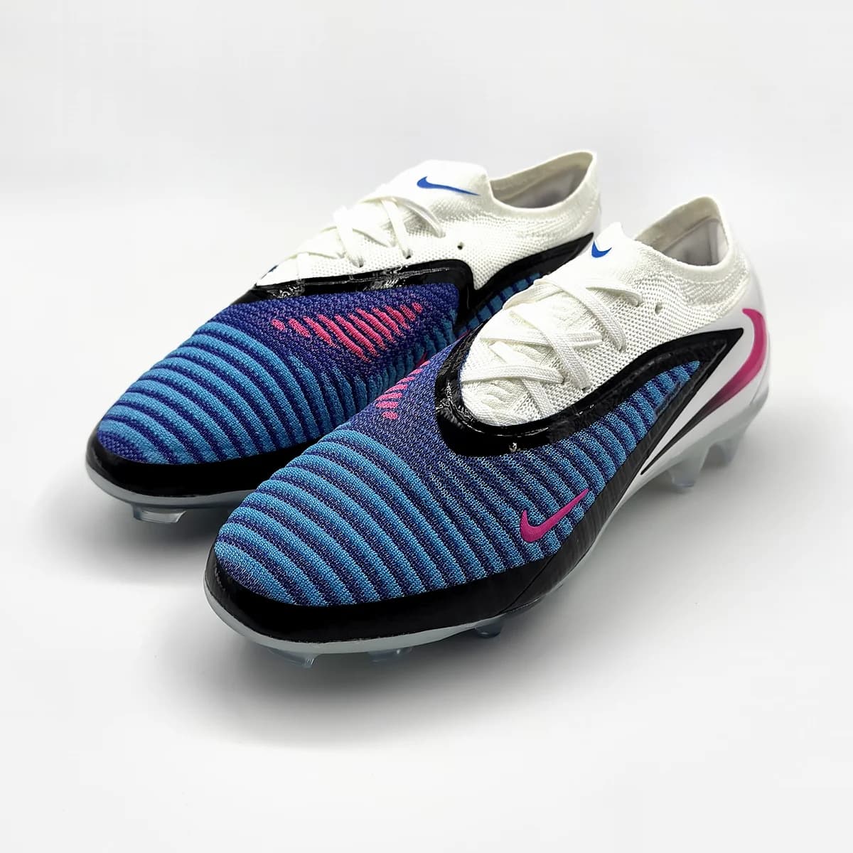 Botín Nike Phantom GX III Fútbol 11 — foto 3 de 3